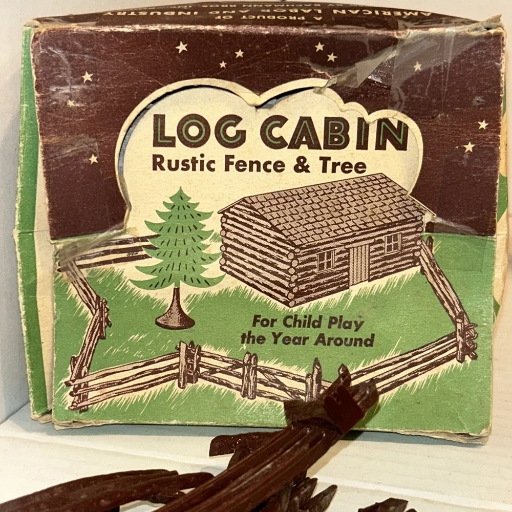 Vintage 1950's‎ Plasticville Bachmann Log Cabin & Rustic Fence Kit No LC-2 D3